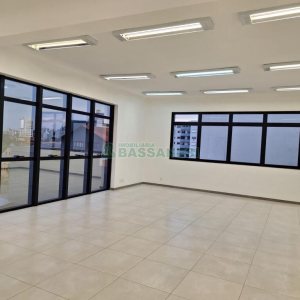 Sala com 1594m², no bairro São Pelegrino em Caxias do Sul para Alugar
