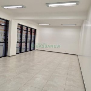 Sala com 1594m², no bairro São Pelegrino em Caxias do Sul para Alugar