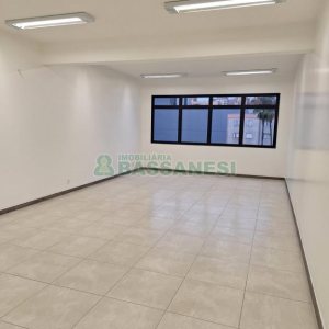 Sala com 1594m², no bairro São Pelegrino em Caxias do Sul para Alugar
