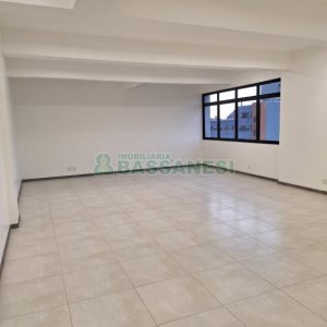 Sala com 1594m², no bairro São Pelegrino em Caxias do Sul para Alugar