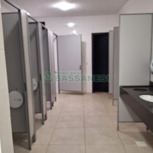 Sala com 1594m², no bairro São Pelegrino em Caxias do Sul para Alugar