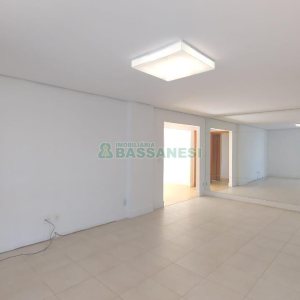 Apartamento com 175m², 3 dormitórios, 2 vagas, no bairro Villagio Iguatemi em Caxias do Sul para Comprar