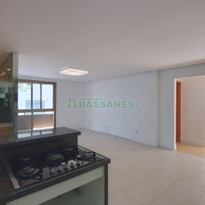 Apartamento com 175m², 3 dormitórios, 2 vagas, no bairro Villagio Iguatemi em Caxias do Sul para Comprar