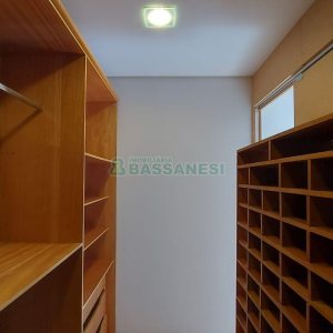 Apartamento com 175m², 3 dormitórios, 2 vagas, no bairro Villagio Iguatemi em Caxias do Sul para Comprar