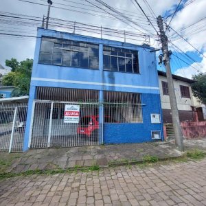 Casa com 162m², 3 dormitórios, 2 vagas, no bairro Rio Branco em Caxias do Sul para Comprar
