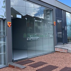 Loja com 50m², 1 vaga, no bairro Cruzeiro em Caxias do Sul para Comprar