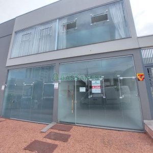 Loja com 50m², 1 vaga, no bairro Cruzeiro em Caxias do Sul para Alugar ou Comprar