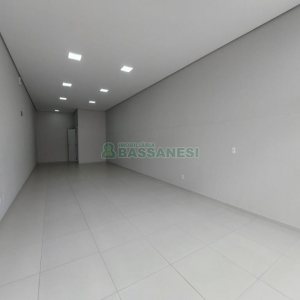 Loja com 50m², 1 vaga, no bairro Cruzeiro em Caxias do Sul para Alugar ou Comprar