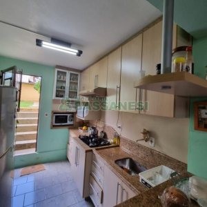 Casa com 194m², 3 dormitórios, 2 vagas, no bairro São Caetano em Caxias do Sul para Comprar