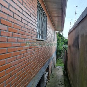 Casa com 80m², 3 dormitórios, 2 vagas, no bairro Bela Vista em Caxias do Sul para Comprar