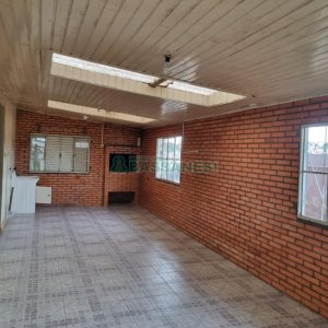 Casa com 80m², 3 dormitórios, 2 vagas, no bairro Bela Vista em Caxias do Sul para Comprar