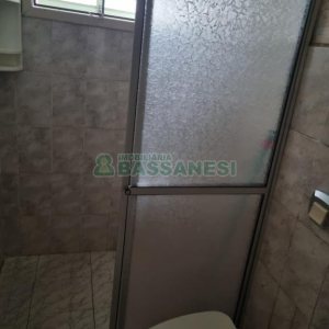 Casa com 80m², 3 dormitórios, 2 vagas, no bairro Bela Vista em Caxias do Sul para Comprar