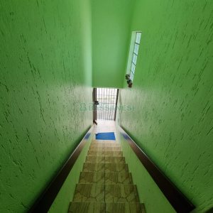 Casa com 185m², 3 dormitórios, 1 vaga, no bairro Bom Pastor em Caxias do Sul para Comprar