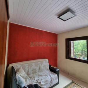 Casa com 185m², 3 dormitórios, 1 vaga, no bairro Bom Pastor em Caxias do Sul para Comprar