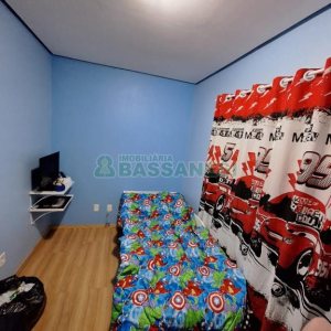 Sobrado com 104m², 3 dormitórios, 1 vaga, no bairro Vila Verde em Caxias do Sul para Comprar