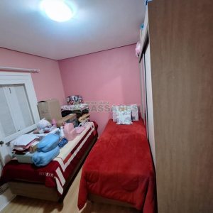 Sobrado com 104m², 3 dormitórios, 1 vaga, no bairro Vila Verde em Caxias do Sul para Comprar