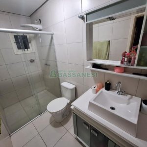 Sobrado com 104m², 3 dormitórios, 1 vaga, no bairro Vila Verde em Caxias do Sul para Comprar