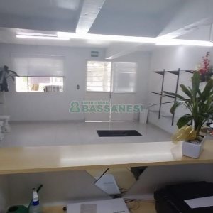 Loja com 74m², no bairro Cruzeiro em Caxias do Sul para Alugar