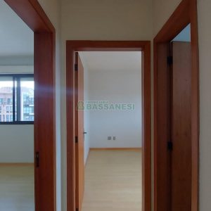 Apartamento com 65m², 2 dormitórios, 1 vaga, no bairro Centro em Caxias do Sul para Alugar