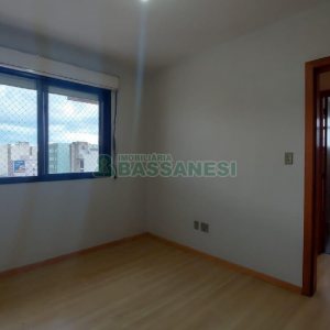 Apartamento com 65m², 2 dormitórios, 1 vaga, no bairro Centro em Caxias do Sul para Alugar