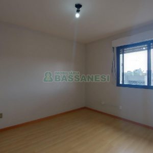 Apartamento com 65m², 2 dormitórios, 1 vaga, no bairro Centro em Caxias do Sul para Alugar