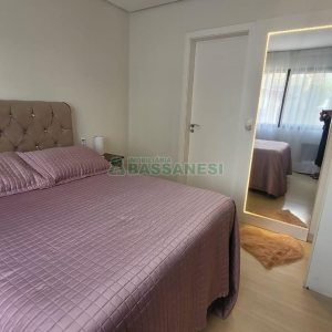 Apto Mobiliado com 40m², 1 dormitório, no bairro Centro em Caxias do Sul para Alugar