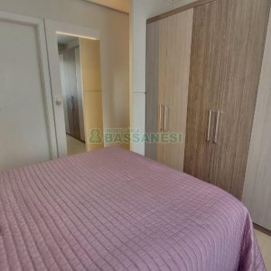 Apto Mobiliado com 40m², 1 dormitório, no bairro Centro em Caxias do Sul para Alugar