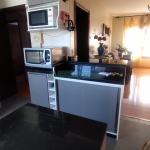 Apartamento com 78m², 2 dormitórios, 1 vaga, no bairro Medianeira em Caxias do Sul para Comprar