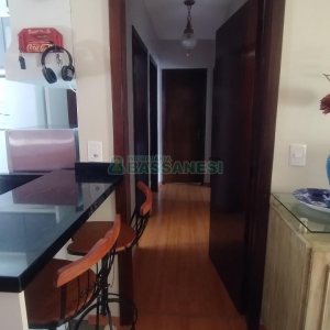 Apartamento com 78m², 2 dormitórios, 1 vaga, no bairro Medianeira em Caxias do Sul para Comprar