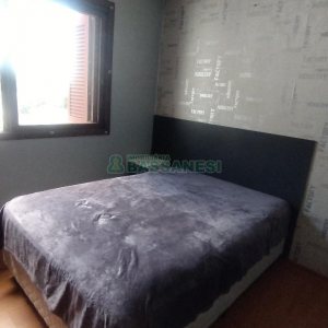 Apartamento com 78m², 2 dormitórios, 1 vaga, no bairro Medianeira em Caxias do Sul para Comprar