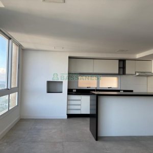 Apartamento com 142m², 3 dormitórios, 2 vagas, no bairro Cristo Redentor em Caxias do Sul para Alugar