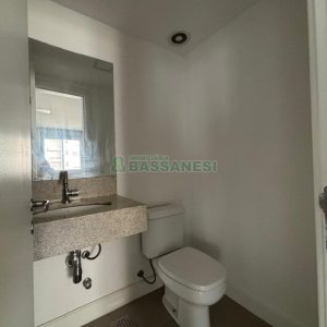 Apartamento com 142m², 3 dormitórios, 2 vagas, no bairro Cristo Redentor em Caxias do Sul para Alugar