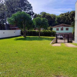 Sobrado com 182m², 3 dormitórios, 2 vagas, no bairro De Lazzer em Caxias do Sul para Comprar