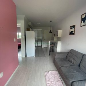 Apartamento com 59m², 2 dormitórios, 1 vaga, no bairro Vinhedos em Caxias do Sul para Alugar