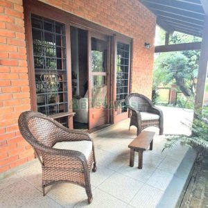 Casa com 211m², 3 dormitórios, 2 vagas, no bairro Linha 40 em Caxias do Sul para Comprar