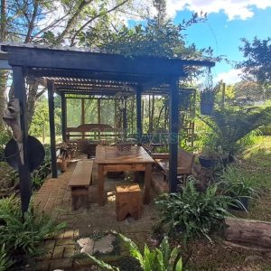 Casa com 211m², 3 dormitórios, 2 vagas, no bairro Linha 40 em Caxias do Sul para Comprar