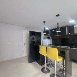 Apto Mobiliado com 58m², 1 dormitório, 1 vaga, no bairro Villagio Iguatemi em Caxias do Sul para Alugar