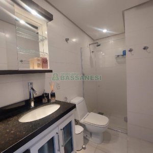 Apto Mobiliado com 58m², 1 dormitório, 1 vaga, no bairro Villagio Iguatemi em Caxias do Sul para Alugar