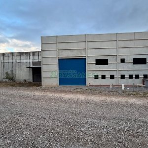 Pavilhão com 1100m², no bairro Fazenda Souza em Caxias do Sul para Alugar