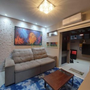 Apartamento com 80m², 2 dormitórios, 1 vaga, no bairro De Lazzer em Caxias do Sul para Comprar