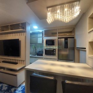 Apartamento com 80m², 2 dormitórios, 1 vaga, no bairro De Lazzer em Caxias do Sul para Comprar