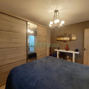 Apartamento com 80m², 2 dormitórios, 1 vaga, no bairro De Lazzer em Caxias do Sul para Comprar