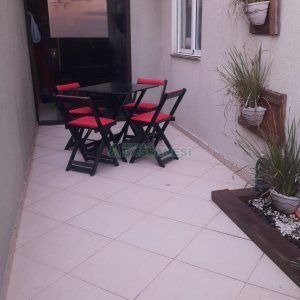 Apartamento com 80m², 2 dormitórios, 1 vaga, no bairro De Lazzer em Caxias do Sul para Comprar