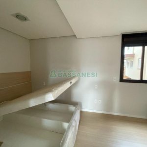 Apartamento com 40m², 1 dormitório, 1 vaga, no bairro Pio X em Caxias do Sul para Comprar