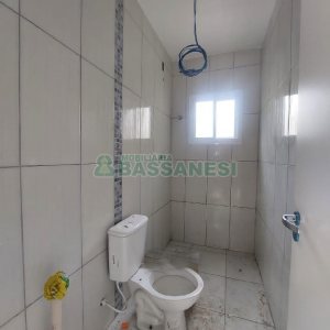Sobrado com 45m², 2 dormitórios, no bairro Nossa Senhora das Graças em Caxias do Sul para Alugar ou Comprar