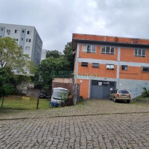 Pavilhão com 650m², no bairro Salgado Filho em Caxias do Sul para Comprar