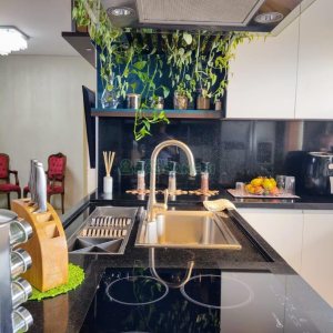 Apto/Cobertura com 180m², 3 dormitórios, 2 vagas, no bairro Kayser em Caxias do Sul para Alugar