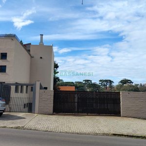 Terreno com 451m², no bairro Jardim América em Caxias do Sul para Comprar