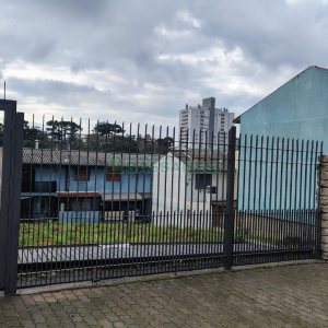 Terreno com 451m², no bairro Jardim América em Caxias do Sul para Comprar