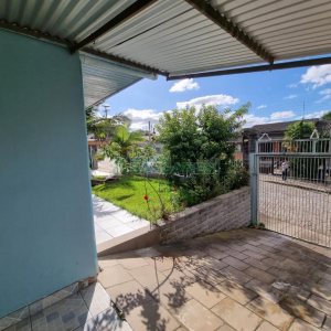 Casa com 250m², 3 dormitórios, 2 vagas, no bairro Bela Vista em Caxias do Sul para Comprar
